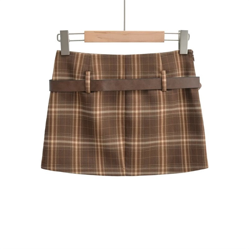 Checkered Contrasting Short Skirt