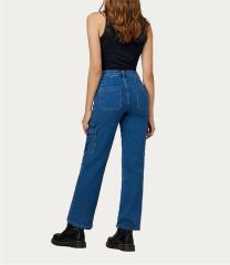 Commuter cargo jeans lady