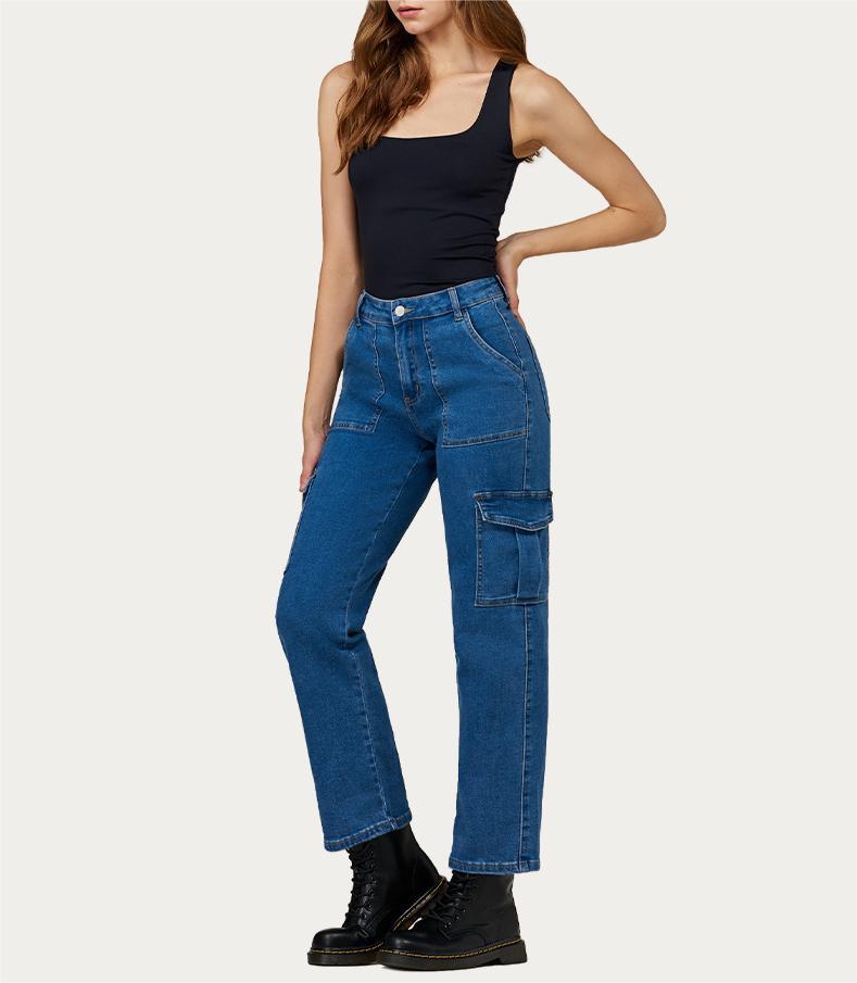 Commuter cargo jeans lady