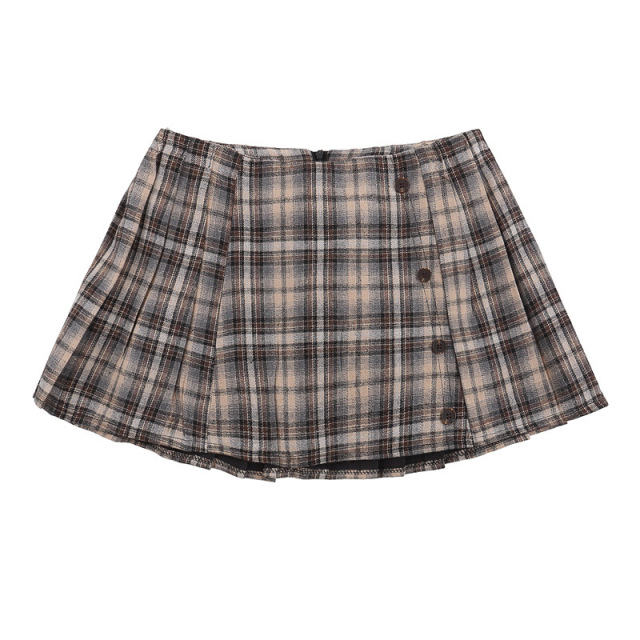 Preppy high-waisted plaid dress