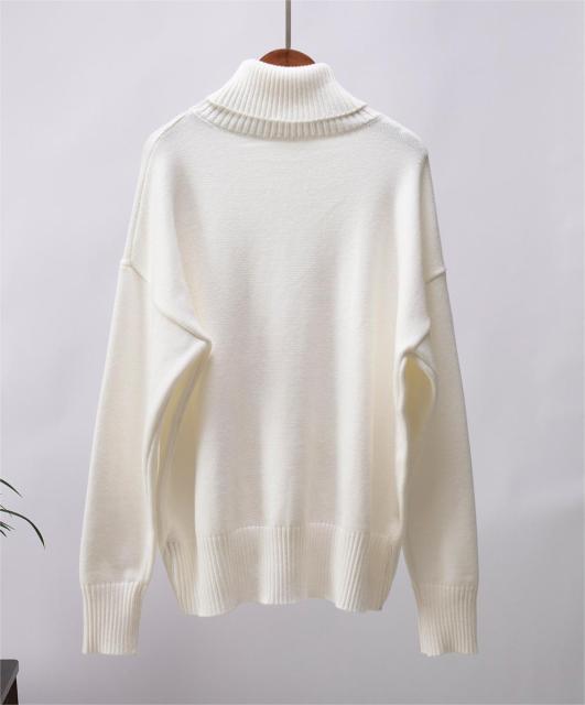 Turtleneck pullover sweater lady