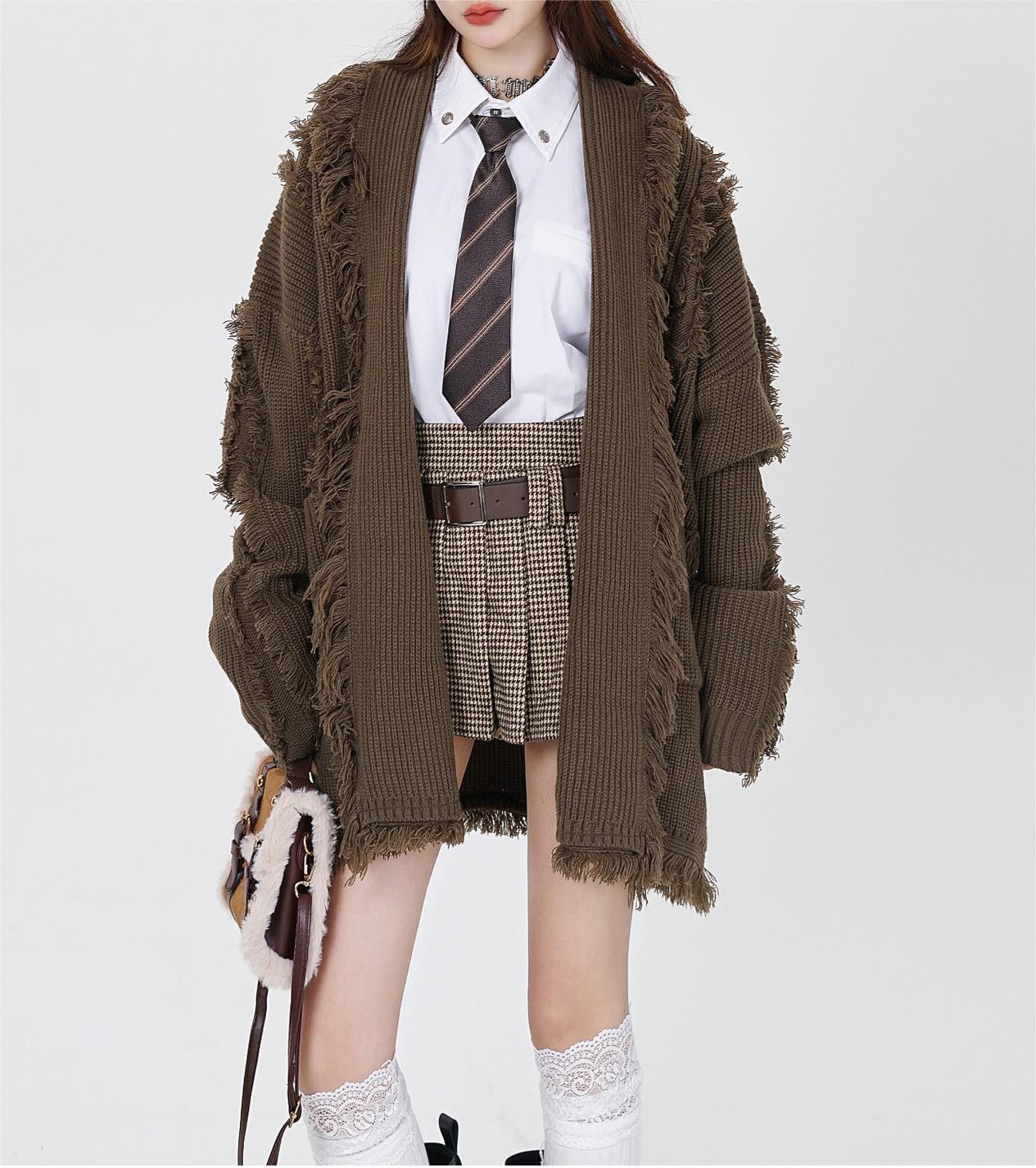 Lapel cardigan sweater