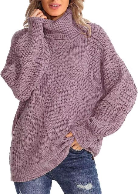 Twisted knitted sweater with long sleeves