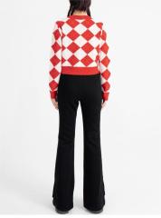 Short knit sweater lady