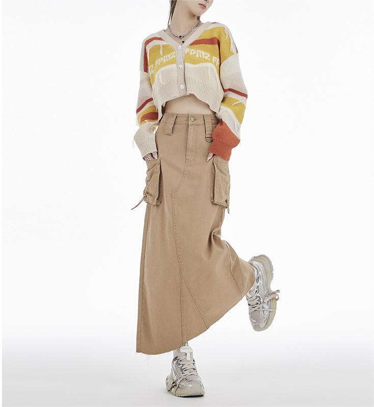 Cargo style denim skirt