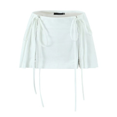 High-waisted pleated skirt