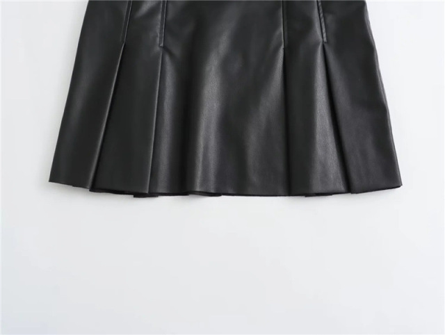 Sweet and spicy wind PU leather wide pleated skirt