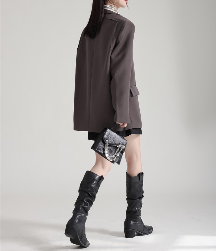 Fashionable retro suit jacket