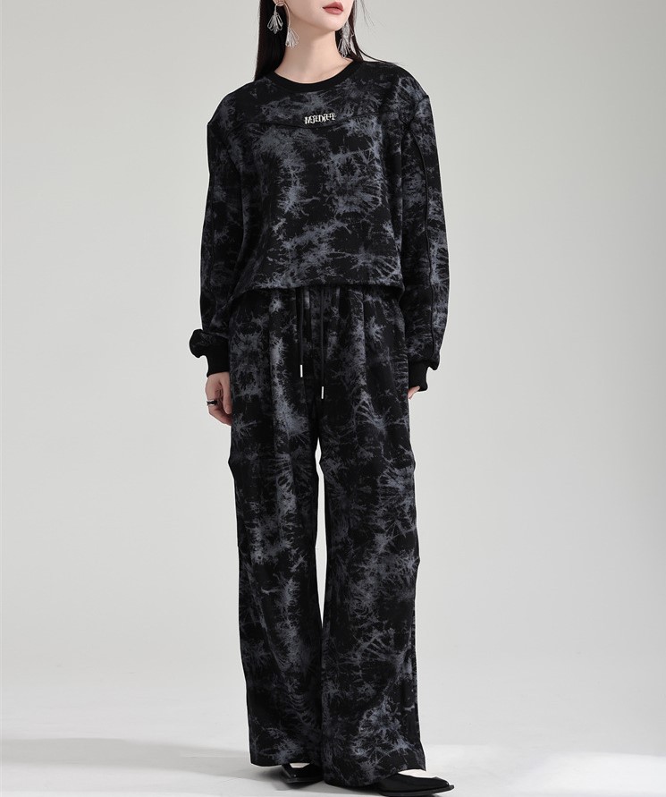 Two piece set of hoodies and straight leg pants