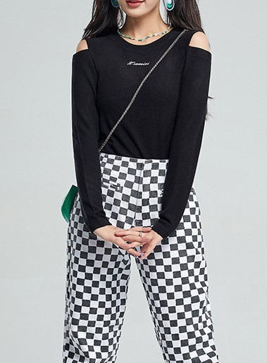 Long sleeved warm knit bottom sweater