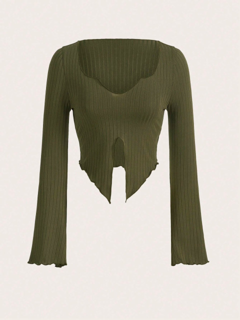 Trumpet sleeved long sleeved top