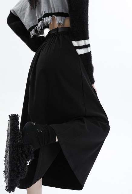 High waisted mid length umbrella skirt