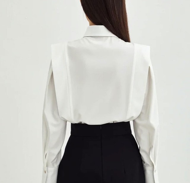Long sleeved patchwork shirt for women