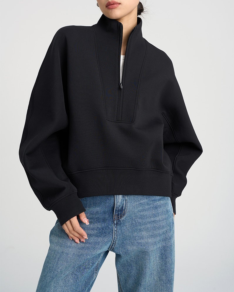 Warm and thickened top for women