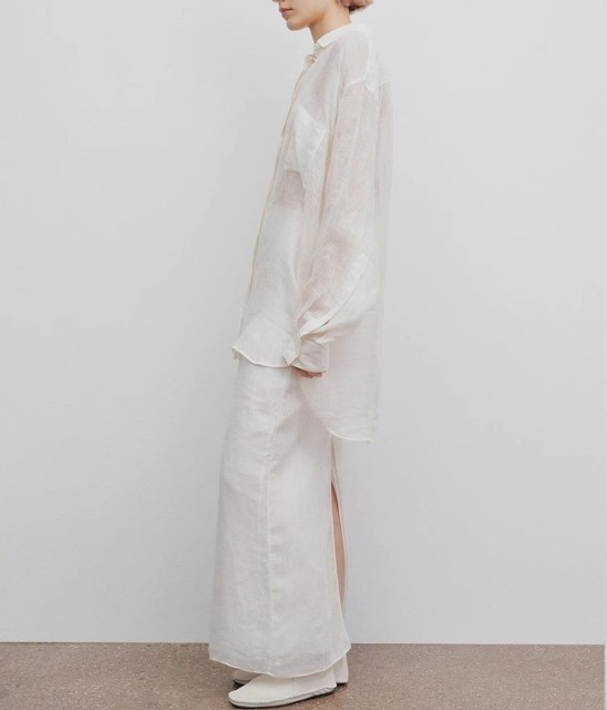 Linen long sleeved lightweight shirt