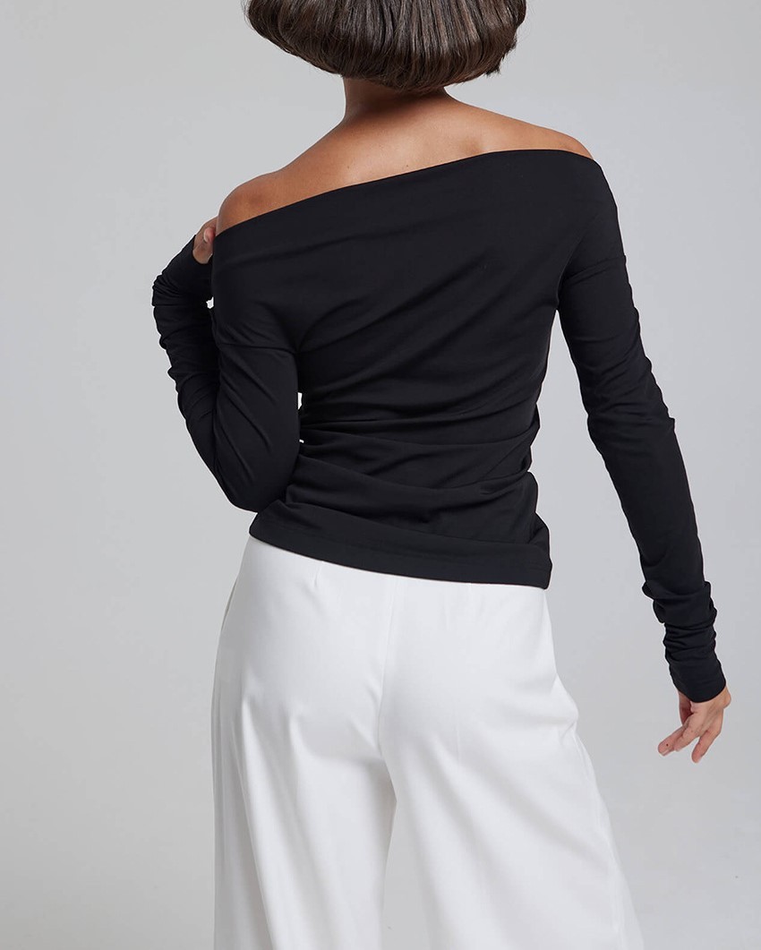 Black one shoulder knit shirt