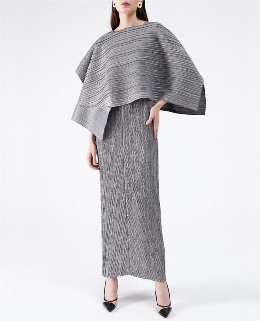 Evening fashion pleated dress