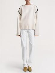 Embroidered round neck knit top