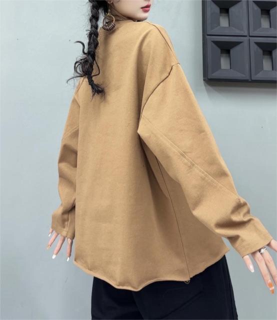 Round neck short printed hoodie