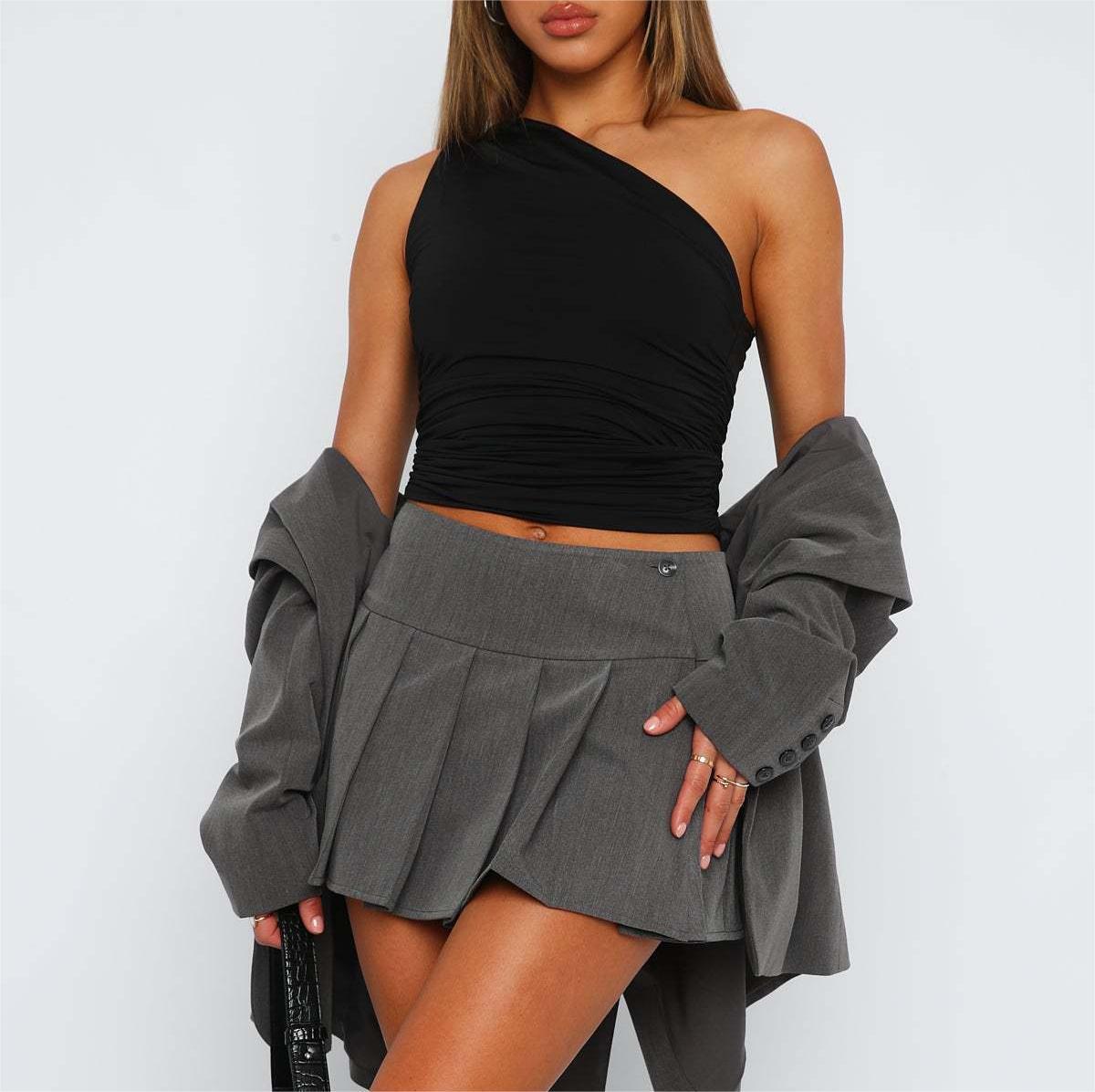 Slanted shoulder sleeveless sexy top