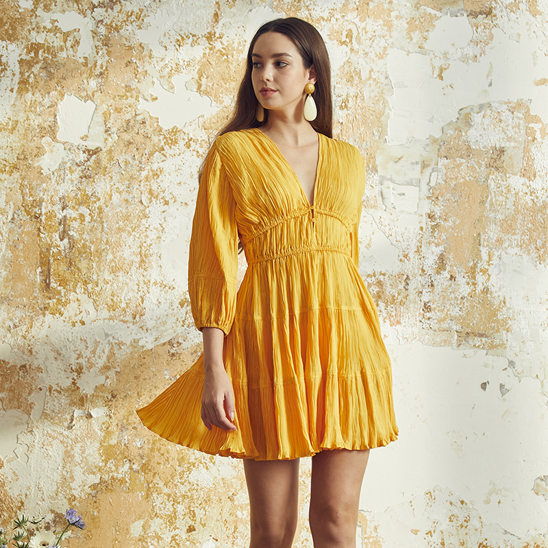 Yellow casual v-neck waist long-sleeved textured dress