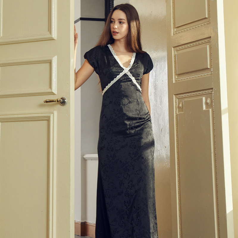 Black Lace Jacquard Puff Sleeve Long Dress