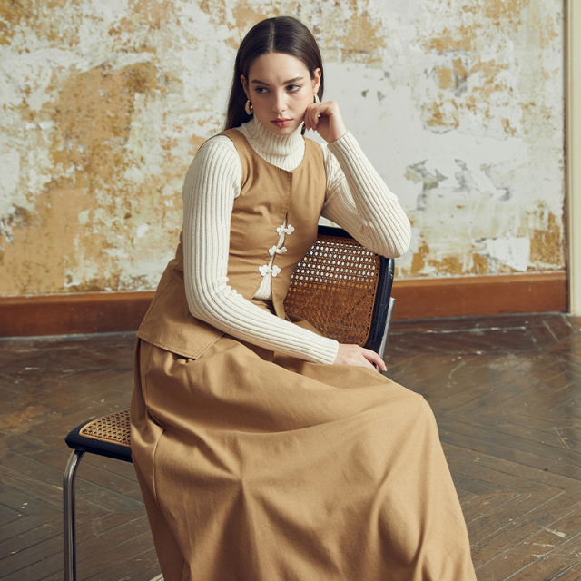 Brown buttoned vest two-piece set