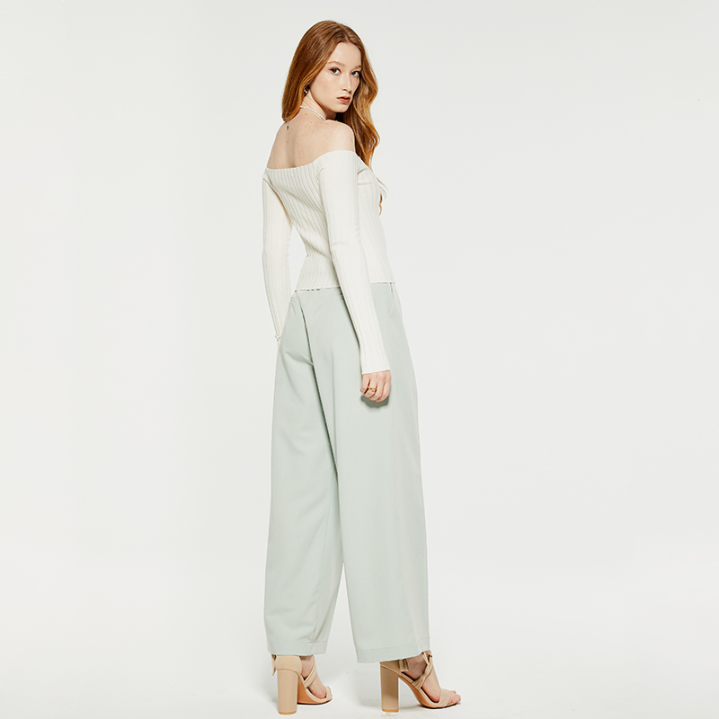 White hollow one-shoulder long-sleeved knitted top