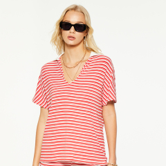 Casual red and white striped v-neck T-shirt