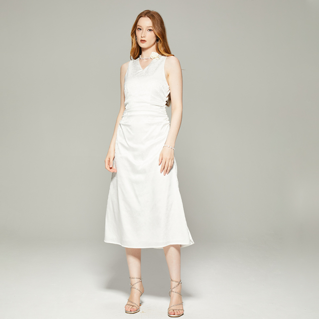 White v-neck sleeveless pleated waist long dress