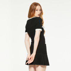 Commuting black/white contrasting color v-neck short-sleeved dress