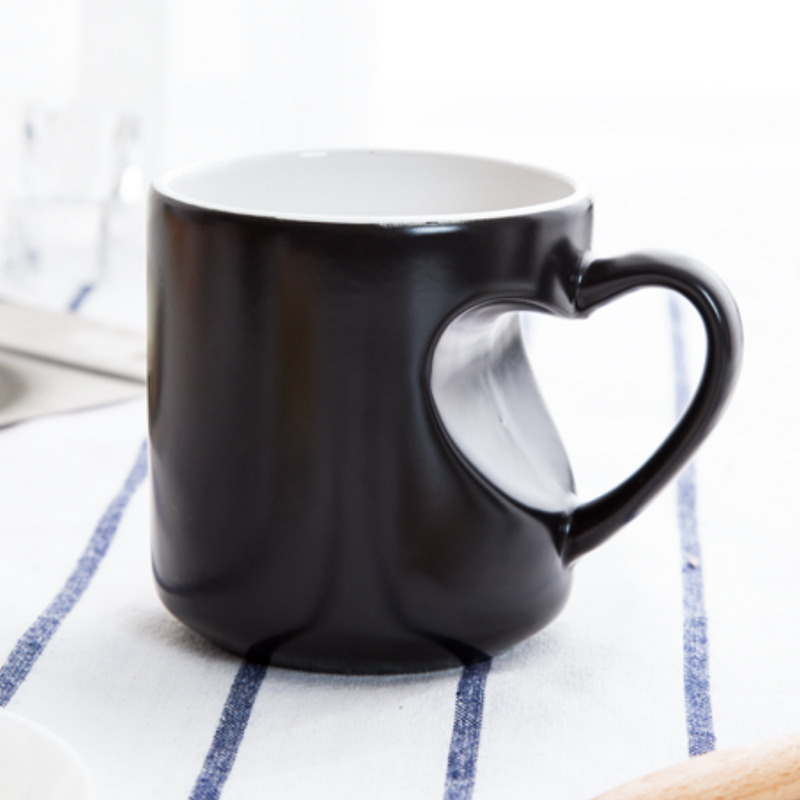 Heat transfer heart-shaped color-changing mug in black, red, and blue (photomaster)
