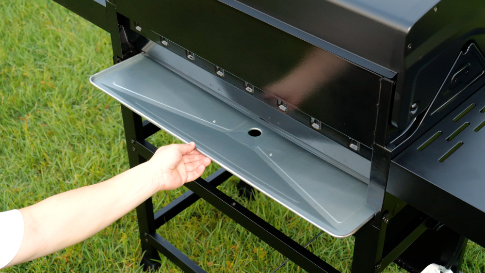 Savor Pro 4-Burner Propane Gas Grill