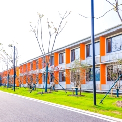 Container hotel