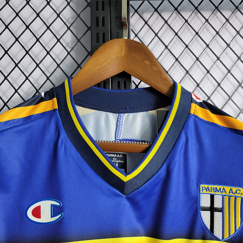 retro 2001-02 Parma Home retro football jersey