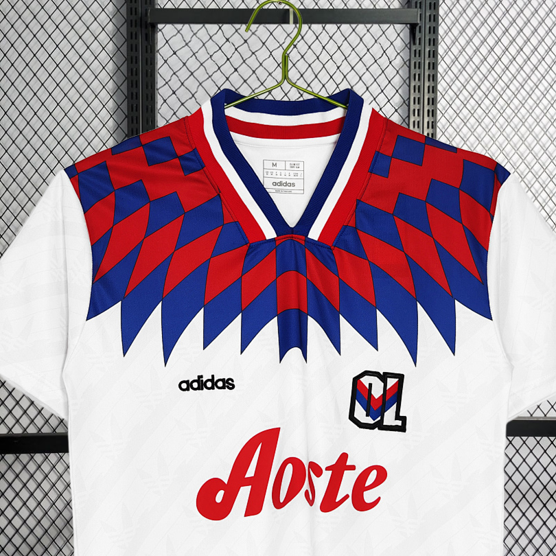 retro 1995-96 Lyon Retro Home football jersey
