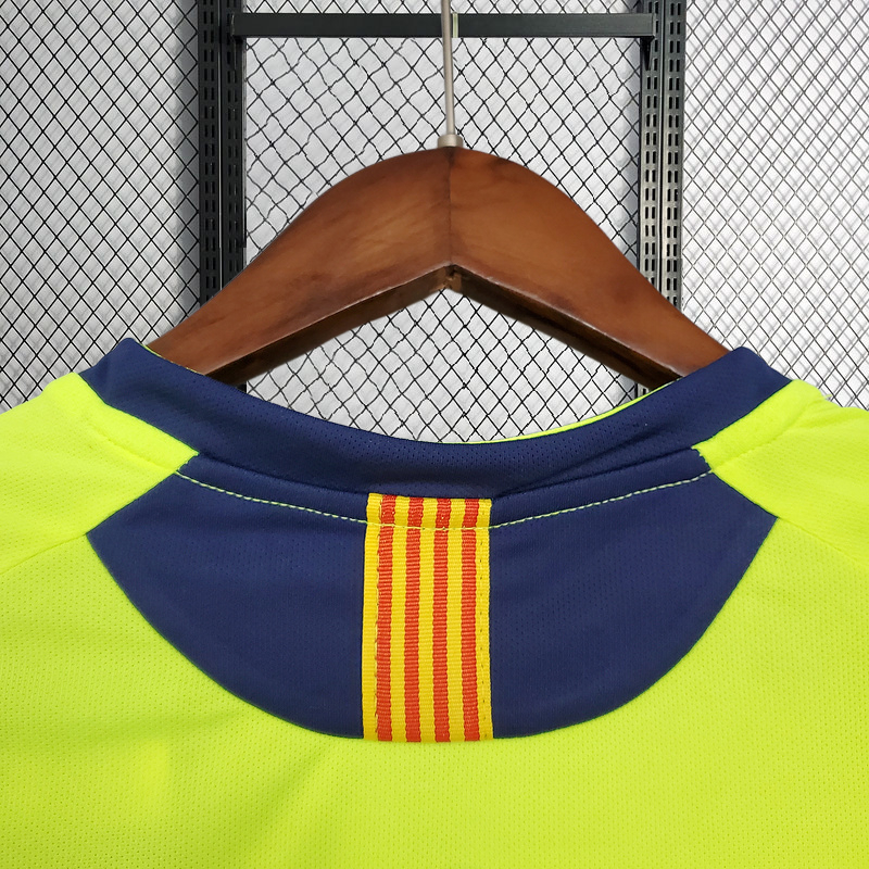 Retro 2005-06 FC Barcelona away Retro XAVI MESSI RONALDINHO Football jersey