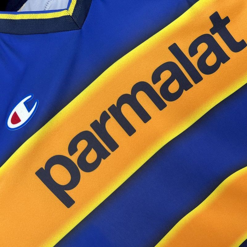 retro 2002-03 Parma Home retro football jersey