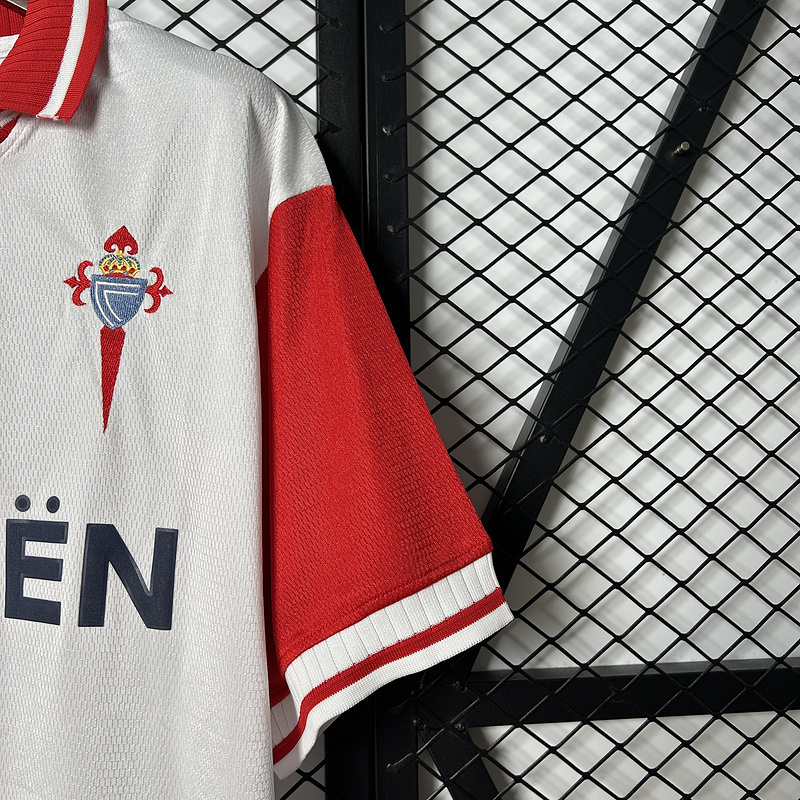 Retro 2001-02 Celta Vigo Away Retro Football jersey