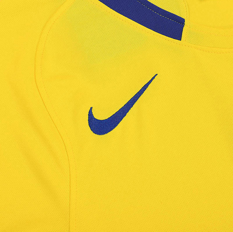 Retro 2004-05 Club America Home retro Football jersey