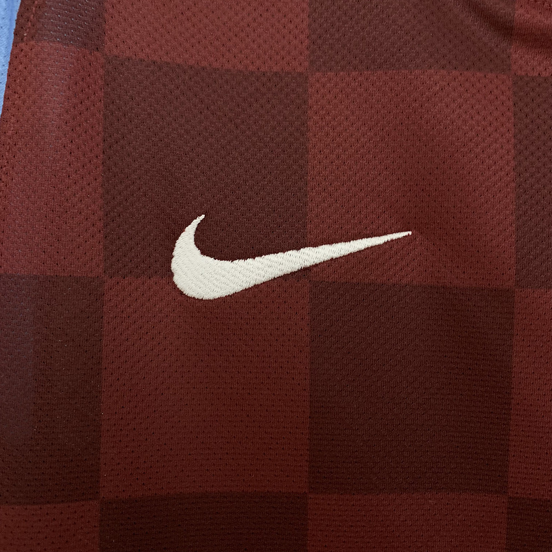 Retro 2011-12 Aston Villa Home Retro Football jersey
