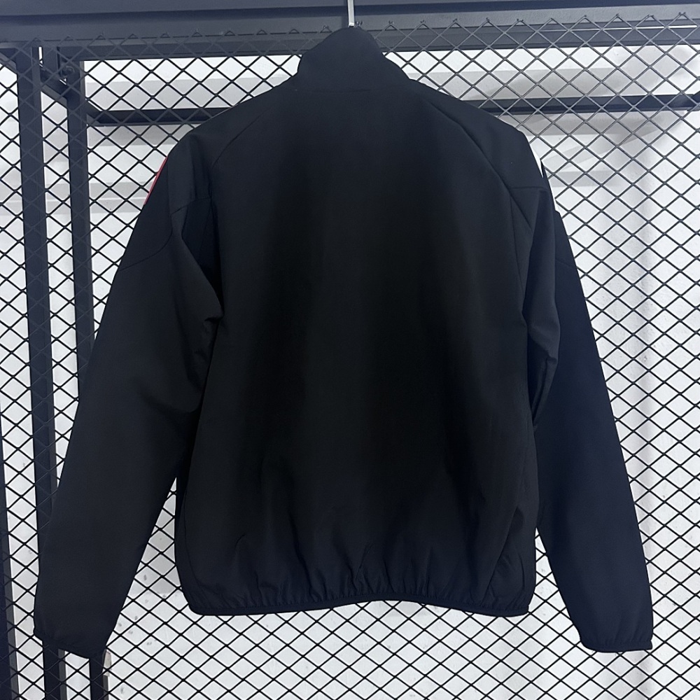 Windbreaker Ajax
