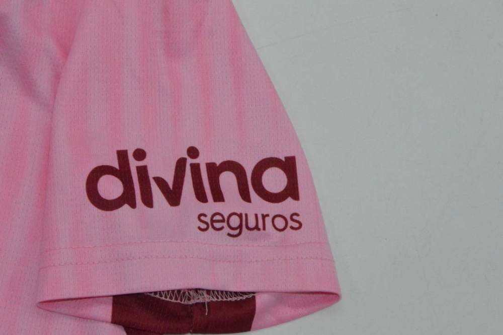 kid kit  2026-27 Valencia  pink third away Football jersey