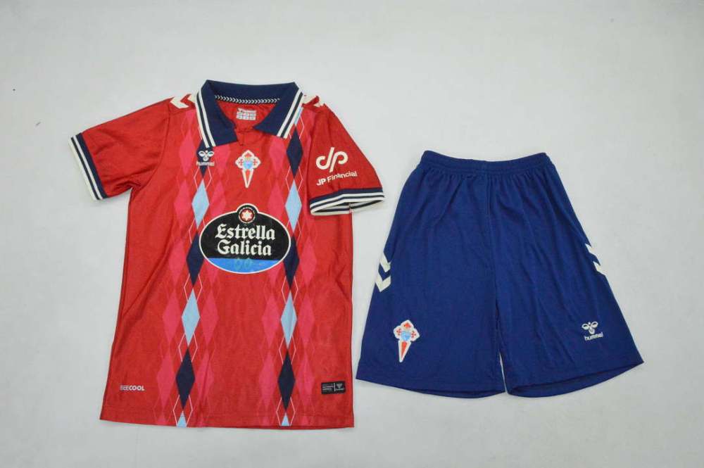 Celta 2026-27 red third away kid kit