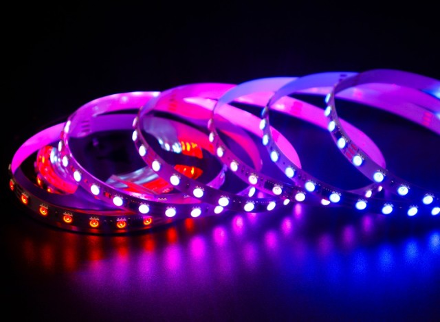 DC24V UCS1903B 5050 RGB LED Strip 72LEDs 12Pixels Full Color Flex Tape 10mm PCB,Whymelighting – Pro LED Strips & Diffused Blocks, Factory Direct,DC24V UCS1903B 5050 RGB LED Strip 72LEDs 12Pixels Full Color Flex Tape 10mm PCB