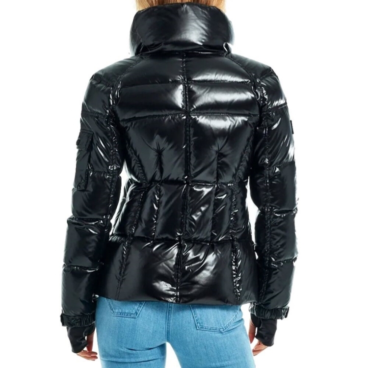 High Quality Customized Outdoor Winter Warm Windproof Quilted Jacket with Nylon Lining and Logo for Women,Yingjieli,High Quality Customized Outdoor Winter Warm Windproof | Custom...
