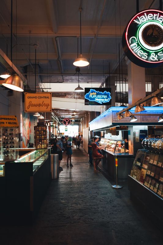 LA02 City of Angels: Architecture, Bookstores & AI Art Day Tour