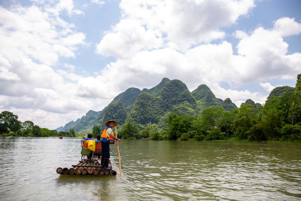 Route 6: Chengdu-Chongqing-Guilin-Guangzhou (12-Day)