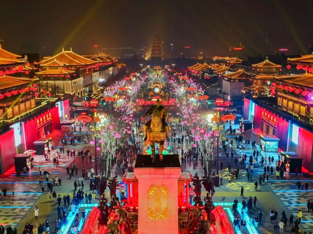 Departing from San Francisco: 12-Day Itinerary Beijing in, Shanghai out · No-shopping tour · Wed & Sat departures