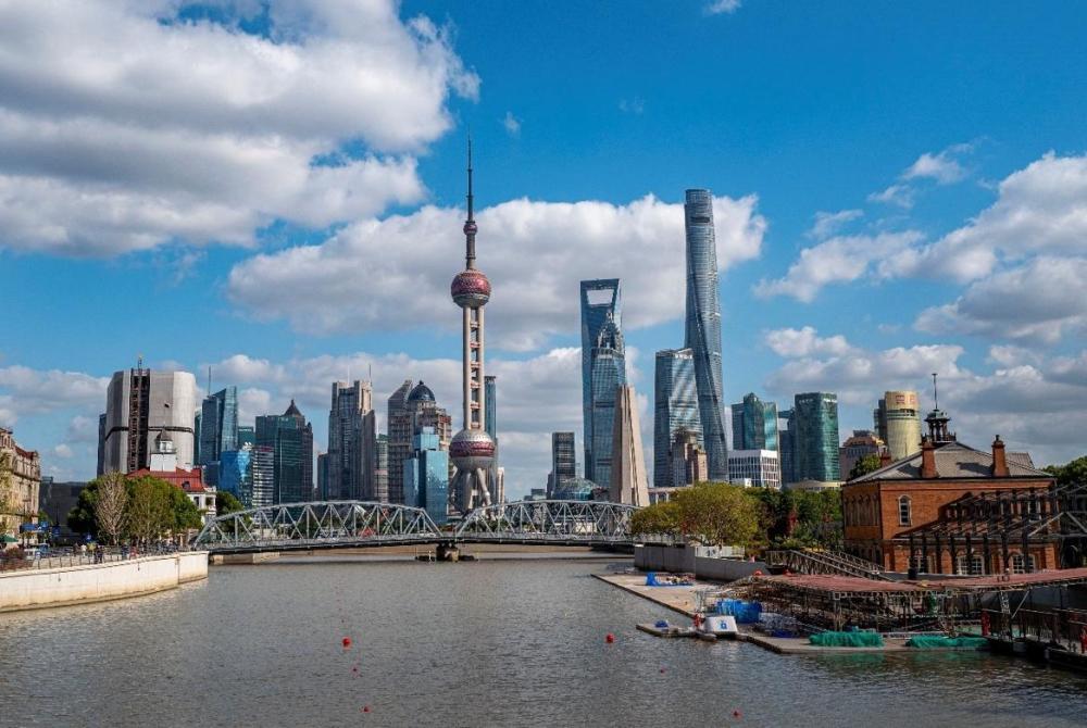 Departing from San Francisco: 12-Day Itinerary Shanghai in, Wuhan out · No-shopping tour · Thursday departures